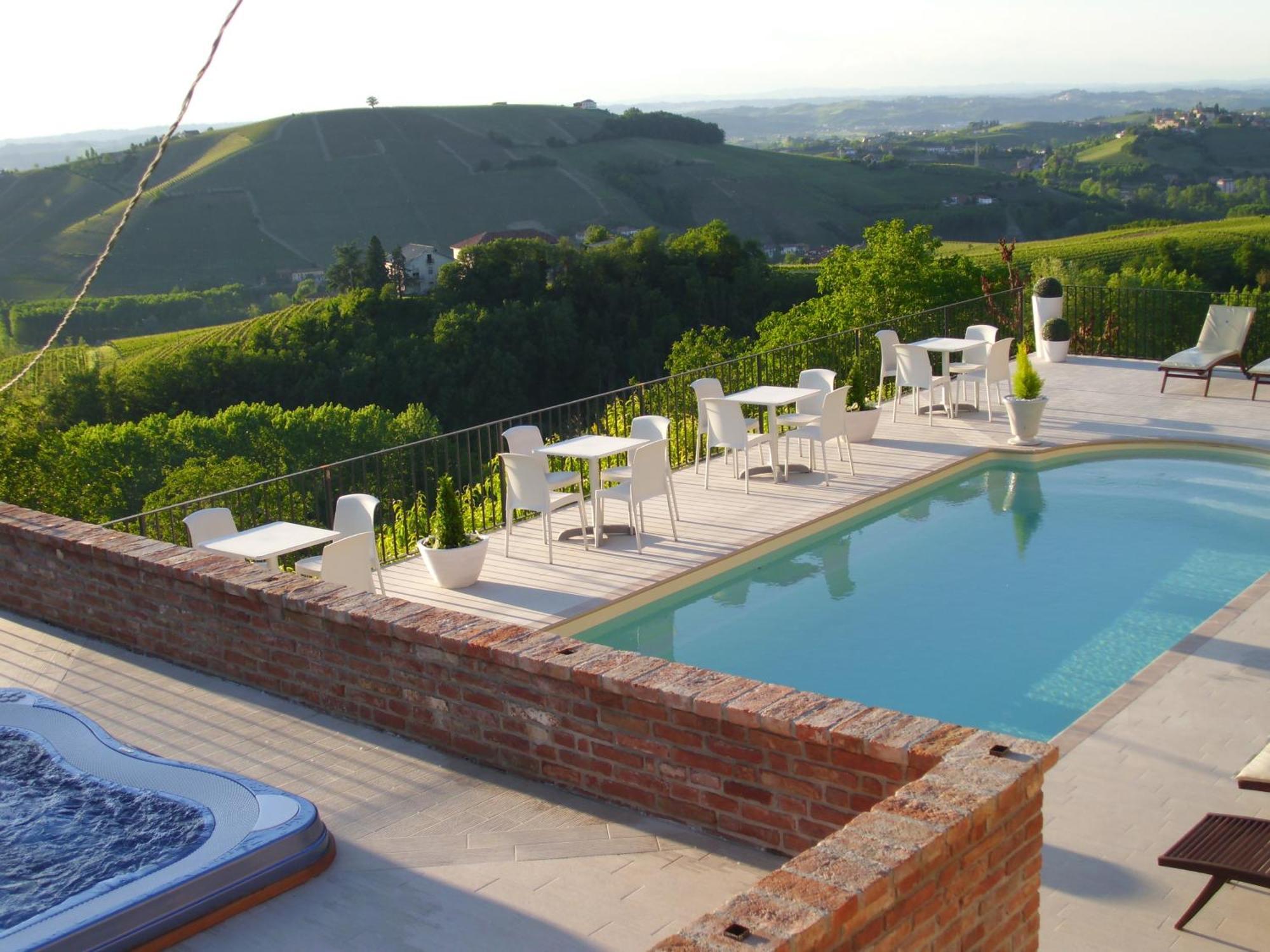Locanda San Giorgio Neviglie Buitenkant foto