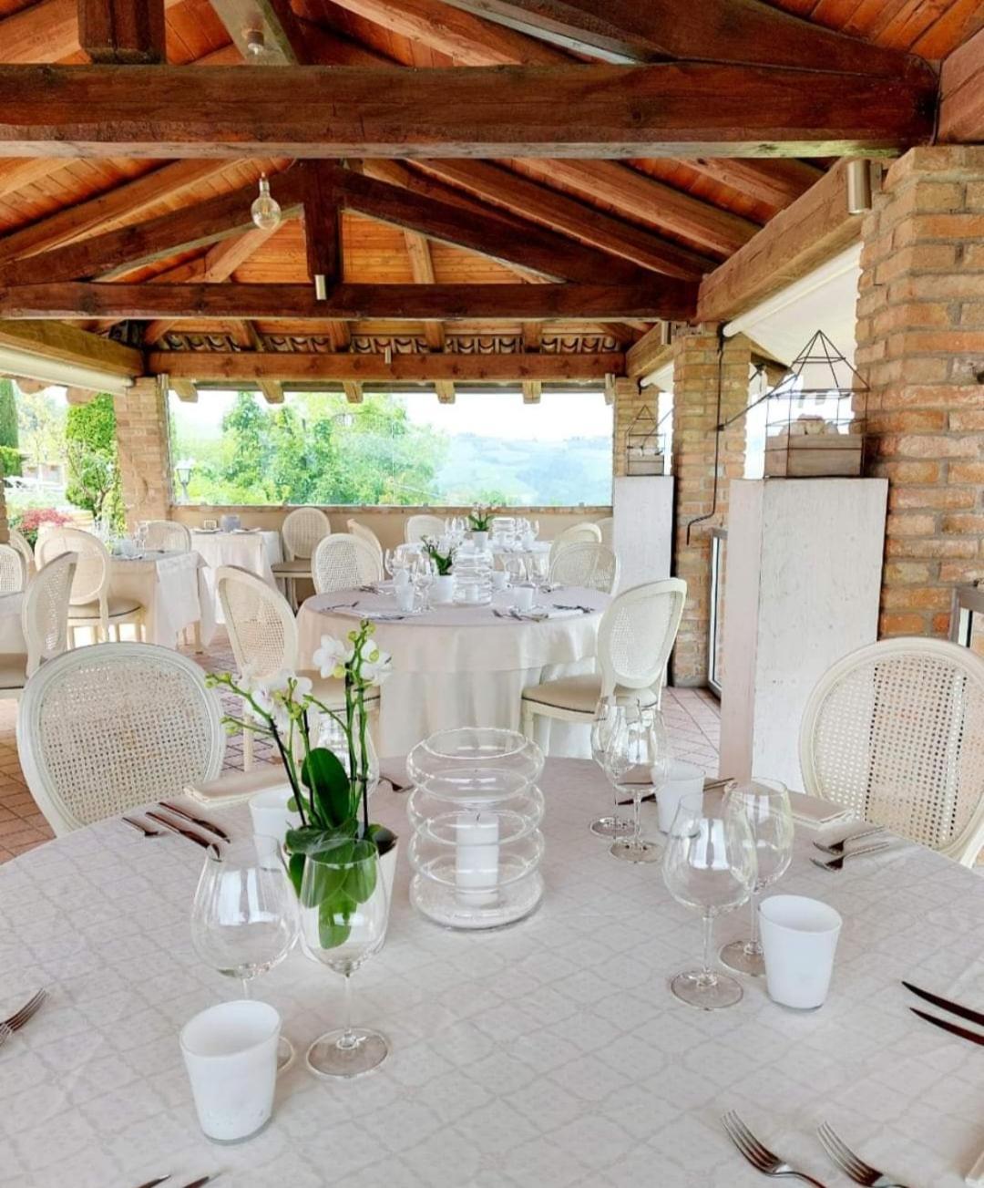Locanda San Giorgio Neviglie Buitenkant foto