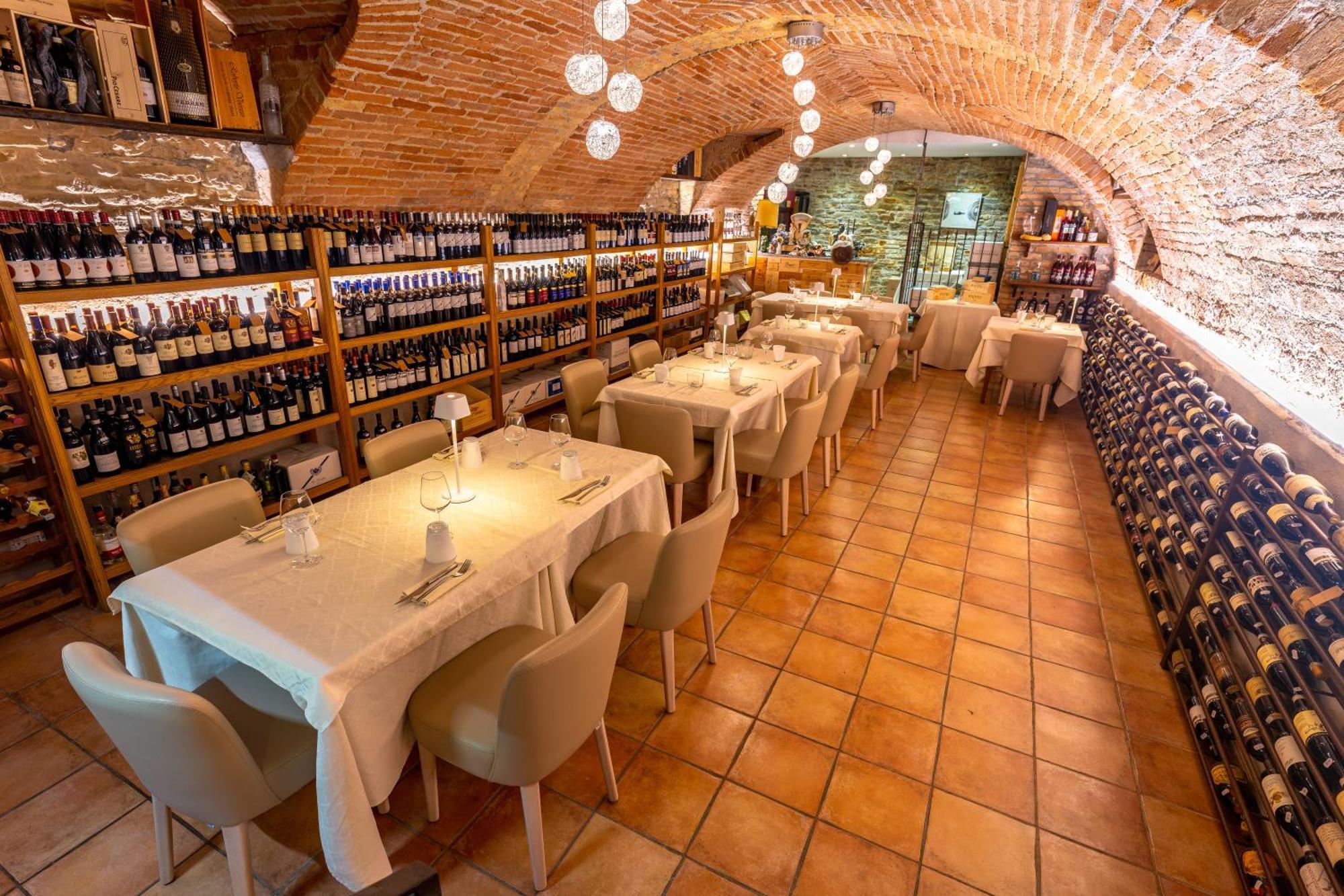 Locanda San Giorgio Neviglie Buitenkant foto