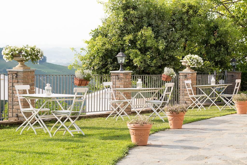 Locanda San Giorgio Neviglie Buitenkant foto